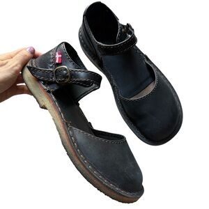 Duckfeet Mols in Black